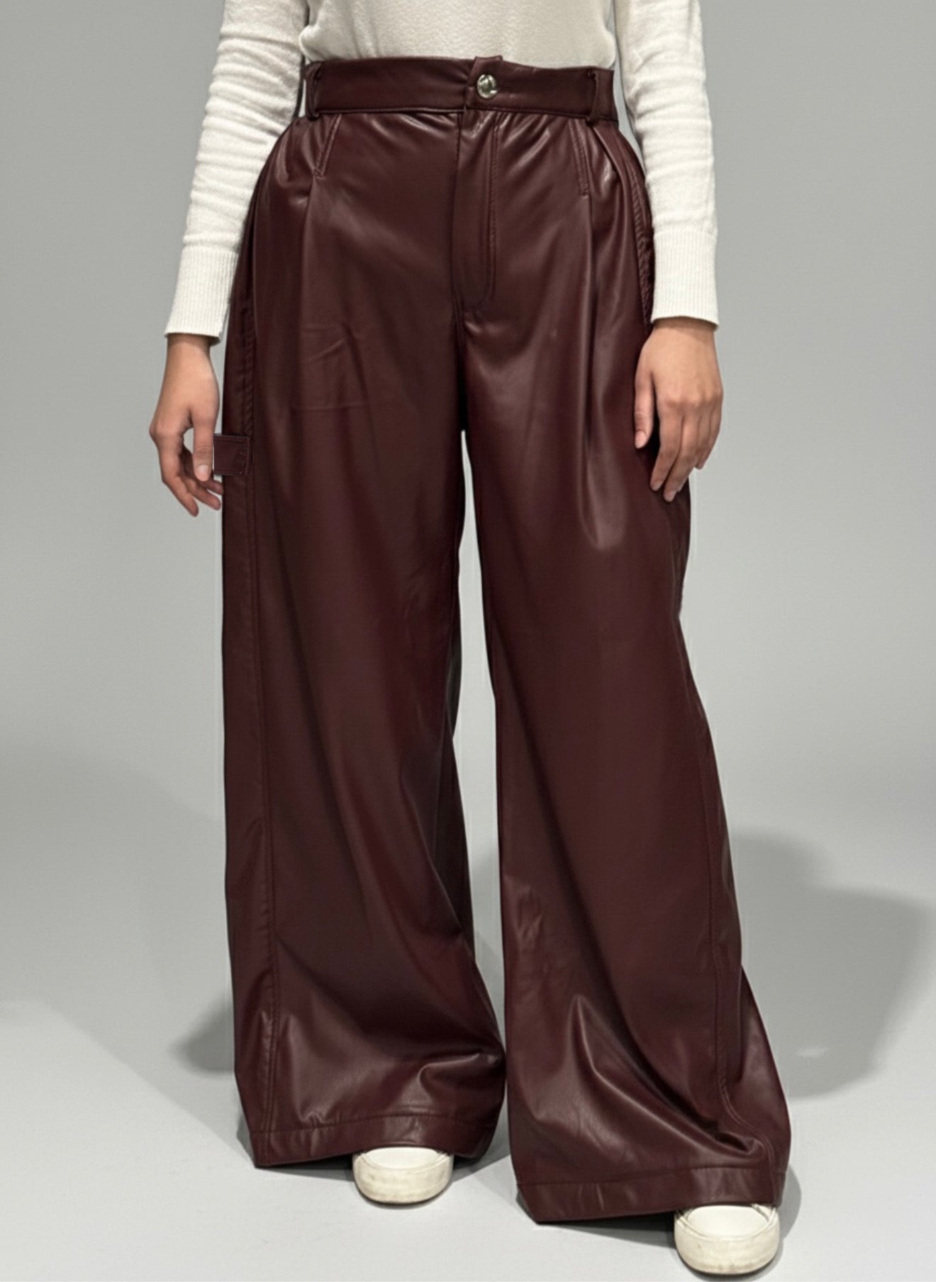 Wide-Leg Leather Pants - Black